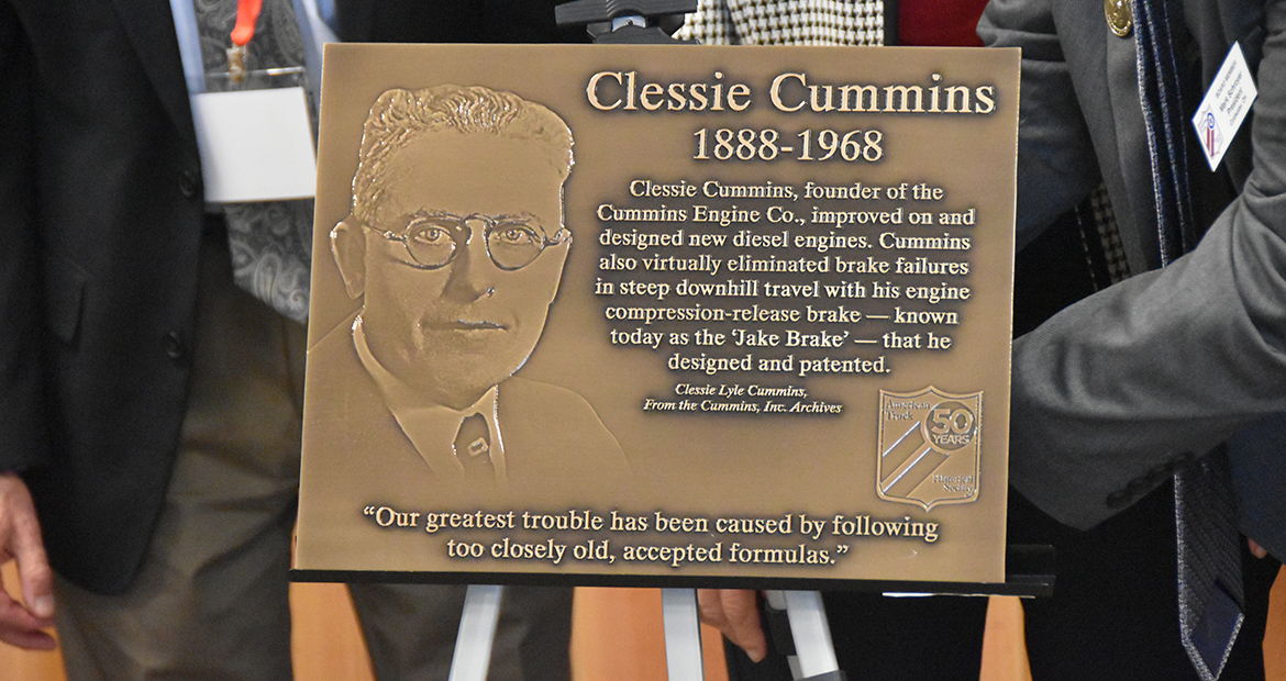 Clessie Cummins wurde in die erste Hall-of-Fame-Class der American Trucking  and Industry Leader aufgenommen | Cummins Inc.