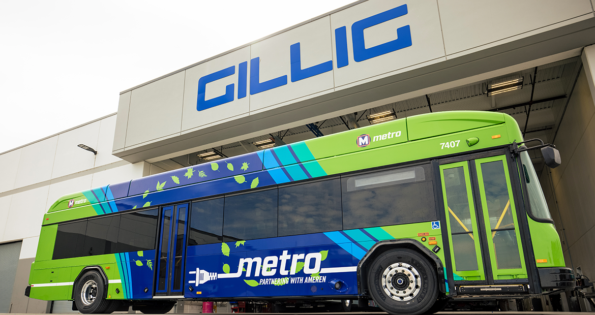 100th battery electric bus production milestone reached | Cummins Inc.